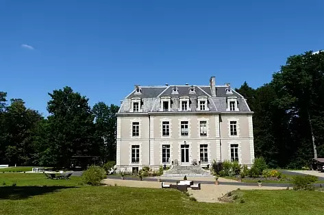 Château à louer avec piscine vallée de la Loire | ChicVillas