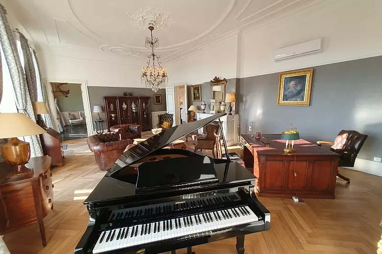 Chateau Classic SouthWest - Location villa de luxe - Provence / Cote d Azur / Mediterran. - ChicVillas - 5