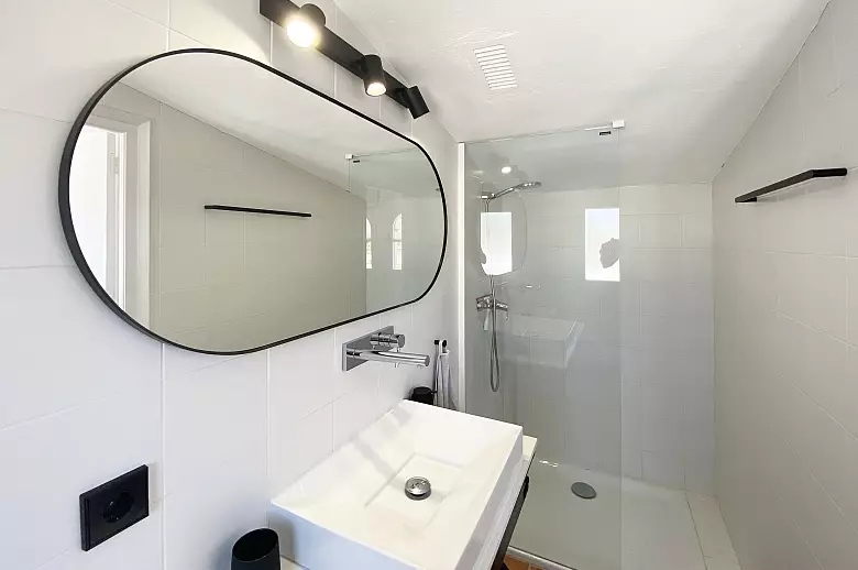 Ambiance Village - Location villa de luxe - Catalogne - ChicVillas - 23